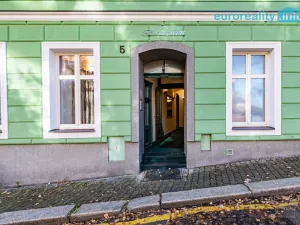 Pronájem bytu 2+1, Karlovy Vary, Libušina, 65 m2