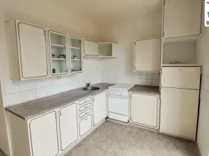 Prodej bytu 2+1, Cheb, Písečná, 50 m2