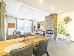 Prodej rodinného domu, Rožmitál pod Třemšínem - Zalány, 180 m2