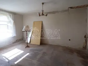 Prodej rodinného domu, Zápy, 200 m2