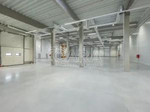 Pronájem skladu, Divišov, 2922 m2