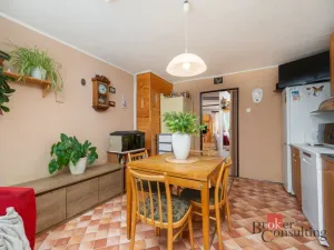 Prodej rodinného domu, Janov nad Nisou, 379 m2