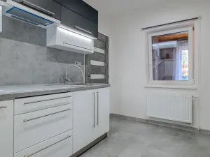 Prodej rodinného domu, Pržno, 197 m2