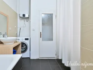 Pronájem bytu 2+1, Brno, Veselá, 52 m2