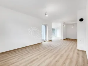 Prodej bytu 2+kk, Kunčice nad Labem, 79 m2