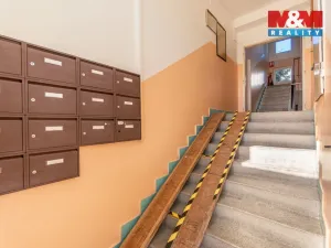 Prodej bytu 2+1, Kralupy nad Vltavou - Lobeček, Masarykova, 48 m2