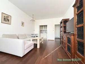 Pronájem bytu 2+kk, Praha - Malá Strana, Mostecká, 54 m2
