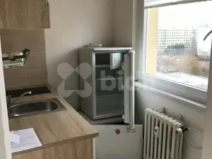 Pronájem bytu 1+kk, Praha - Háje, Hekrova, 30 m2