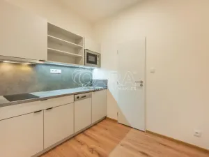 Pronájem obchodního prostoru, Buštěhrad, Žižkova, 31 m2