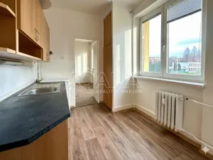 Pronájem bytu 2+1, Karviná - Mizerov, Zahradnická, 52 m2