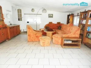 Prodej chaty, Dolní Břežany, 195 m2