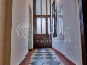 Pronájem bytu 2+kk, Praha - Nové Město, Štěpánská, 65 m2