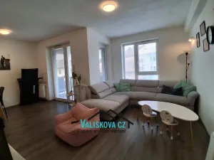 Pronájem bytu 3+1, Kroměříž, Velehradská, 89 m2