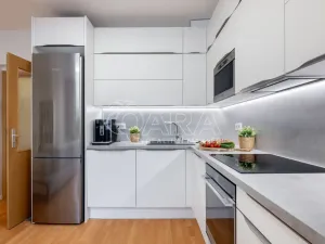 Prodej bytu 3+kk, Praha - Uhříněves, V kuťatech, 66 m2