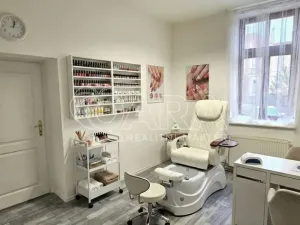 Pronájem obchodního prostoru, Králův Dvůr - Počaply, Plzeňská, 18 m2