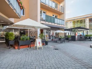 Prodej restaurace, Praha - Hostivař, náměstí Přátelství, 195 m2