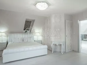 Prodej rodinného domu, Zeleneč, Štefánikova, 540 m2