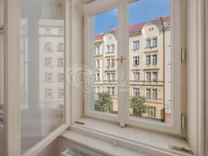 Pronájem bytu 2+kk, Praha - Nusle, Jaromírova, 58 m2