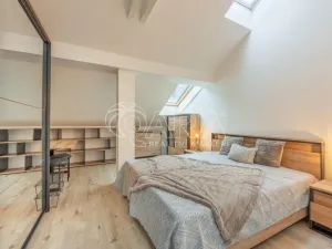 Prodej bytu 2+kk, Praha - Smíchov, Holubova, 48 m2