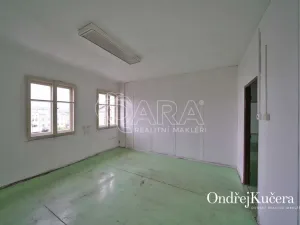 Prodej činžovního domu, Trutnov - Vnitřní Město, Krakonošovo náměstí, 857 m2