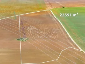 Prodej pole, Dolní Břežany, 22591 m2