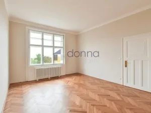 Pronájem bytu 3+1, Praha, Chopinova, 106 m2