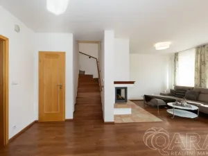 Prodej rodinného domu, Dolní Břežany, K Písnici, 136 m2