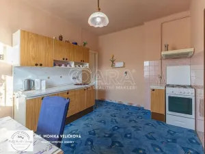 Prodej bytu 2+1, Krnov, Chářovská, 55 m2