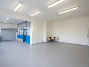 Pronájem skladu, Frenštát pod Radhoštěm, Martinská čtvrť, 484 m2