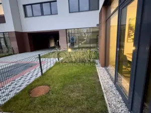 Pronájem bytu 1+kk, Praha - Žižkov, Malešická, 42 m2