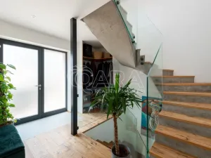 Prodej rodinného domu, Statenice, Nad Vinicí, 219 m2