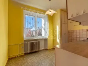 Prodej bytu 3+1, Ústí nad Labem - Bukov, 17. listopadu, 66 m2