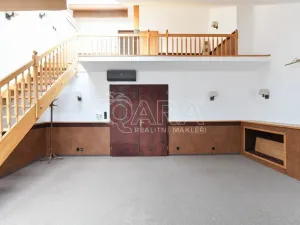 Pronájem bytu 3+1, Praha - Nové Město, Spálená, 127 m2