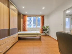 Pronájem bytu 1+1, Svoboda nad Úpou, Rýchorské sídliště, 34 m2