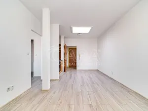 Pronájem bytu 2+kk, Ostrava - Mariánské Hory, Jiřího Trnky, 44 m2