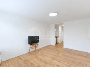 Pronájem bytu 2+kk, Praha - Bohnice, Radomská, 44 m2