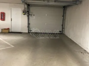 Pronájem garáže, Praha - Záběhlice, U Zahradního města, 13 m2