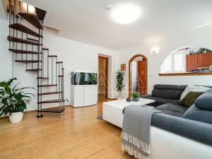 Pronájem bytu 5+1, Praha - Stodůlky, Živcových, 105 m2