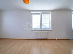 Prodej bytu 1+1, Kladno - Kročehlavy, P. Holého, 40 m2