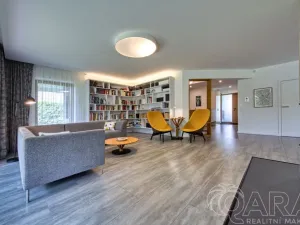 Prodej rodinného domu, Babice, Lomená, 293 m2