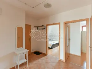 Prodej bytu 3+1, Jesenice, Platanová, 84 m2