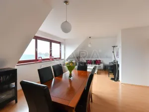 Prodej bytu 3+1, Jesenice, Platanová, 84 m2