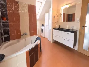 Prodej rodinného domu, Beroun - Beroun-Město, Vinařská, 215 m2