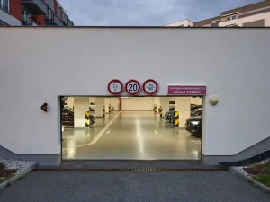 Pronájem bytu 1+kk, Praha - Zličín, Milotická, 35 m2