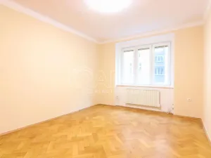 Pronájem bytu 2+kk, Praha - Dejvice, Koulova, 40 m2