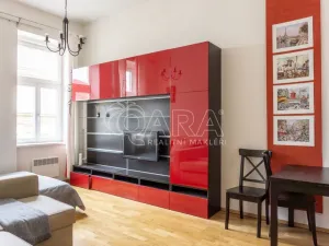 Pronájem bytu 1+1, Praha - Žižkov, Táboritská, 31 m2