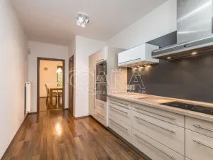 Prodej rodinného domu, Zbuzany, Lomená, 162 m2