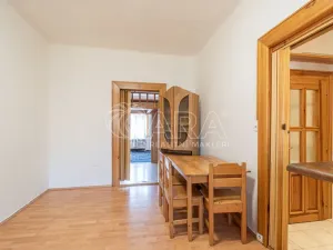 Pronájem bytu 2+kk, Praha - Nusle, Táborská, 57 m2