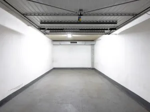 Prodej garáže, Praha - Smíchov, Tomkova, 19 m2