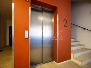 Pronájem bytu 4+kk, Praha - Michle, Baarova, 109 m2